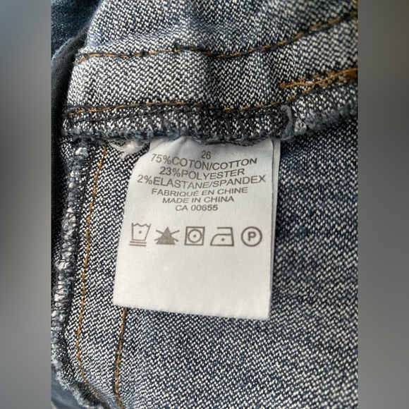 Pennington’s Capris Jeans Plus Size 26 Pull-On Style - Picture 7 of 8